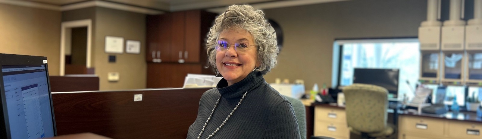 trupoint bank employee smiling